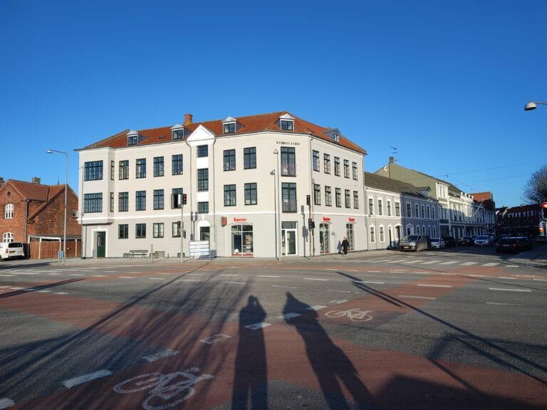 Facade-1.jpg